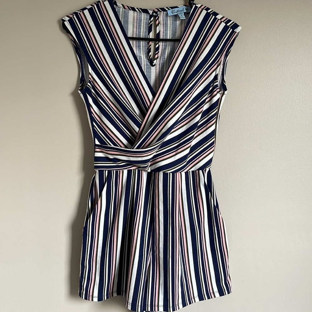 Fishbowl Junior’s Navy Pink White Striped Romper Shorts  Pockets   Size XS